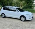 Белый Хендай i30, объемом двигателя 1.6 л и пробегом 235 тыс. км за 4950 $, фото 1 на Automoto.ua