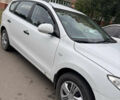Белый Хендай i30, объемом двигателя 1.58 л и пробегом 270 тыс. км за 6200 $, фото 2 на Automoto.ua