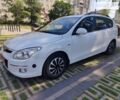 Білий Хендай i30, об'ємом двигуна 1.6 л та пробігом 180 тис. км за 7900 $, фото 1 на Automoto.ua