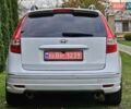 Белый Хендай i30, объемом двигателя 2 л и пробегом 252 тыс. км за 6800 $, фото 14 на Automoto.ua