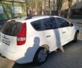 Белый Хендай i30, объемом двигателя 1.4 л и пробегом 220 тыс. км за 7000 $, фото 11 на Automoto.ua