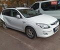 Белый Хендай i30, объемом двигателя 1.6 л и пробегом 330 тыс. км за 3500 $, фото 7 на Automoto.ua