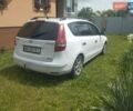Белый Хендай i30, объемом двигателя 1.58 л и пробегом 270 тыс. км за 5300 $, фото 3 на Automoto.ua