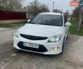 Белый Хендай i30, объемом двигателя 1.6 л и пробегом 308 тыс. км за 6500 $, фото 1 на Automoto.ua