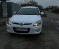 Білий Хендай i30, об'ємом двигуна 1.6 л та пробігом 300 тис. км за 6000 $, фото 1 на Automoto.ua