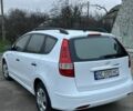 Білий Хендай i30, об'ємом двигуна 1.6 л та пробігом 300 тис. км за 6000 $, фото 5 на Automoto.ua