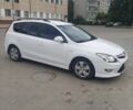 Белый Хендай i30, объемом двигателя 0 л и пробегом 202 тыс. км за 5500 $, фото 1 на Automoto.ua
