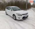 Белый Хендай i30, объемом двигателя 1.58 л и пробегом 208 тыс. км за 7500 $, фото 1 на Automoto.ua