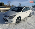 Белый Хендай i30, объемом двигателя 1.58 л и пробегом 239 тыс. км за 6400 $, фото 1 на Automoto.ua