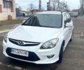 Белый Хендай i30, объемом двигателя 1.6 л и пробегом 246 тыс. км за 6700 $, фото 1 на Automoto.ua