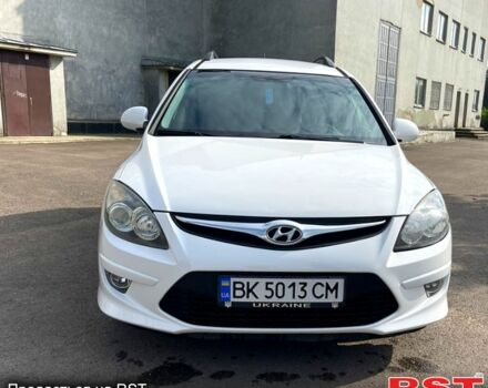 Білий Хендай i30, об'ємом двигуна 1.6 л та пробігом 280 тис. км за 6500 $, фото 7 на Automoto.ua