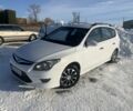 Белый Хендай i30, объемом двигателя 1.6 л и пробегом 239 тыс. км за 5900 $, фото 1 на Automoto.ua