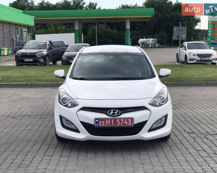 Белый Хендай i30, объемом двигателя 1.6 л и пробегом 239 тыс. км за 8900 $, фото 16 на Automoto.ua