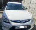 Белый Хендай i30, объемом двигателя 1.4 л и пробегом 331 тыс. км за 4350 $, фото 1 на Automoto.ua