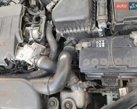 Белый Хендай i30, объемом двигателя 1.58 л и пробегом 217 тыс. км за 7900 $, фото 8 на Automoto.ua