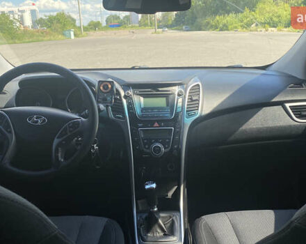 Белый Хендай i30, объемом двигателя 1.58 л и пробегом 224 тыс. км за 8300 $, фото 13 на Automoto.ua