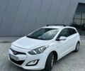 Белый Хендай i30, объемом двигателя 1.58 л и пробегом 240 тыс. км за 8700 $, фото 1 на Automoto.ua