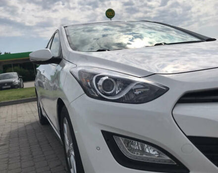 Белый Хендай i30, объемом двигателя 1.6 л и пробегом 239 тыс. км за 8900 $, фото 29 на Automoto.ua