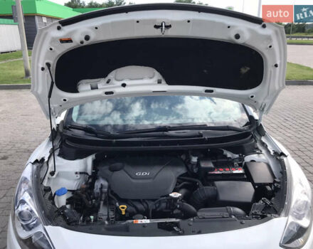 Белый Хендай i30, объемом двигателя 1.6 л и пробегом 239 тыс. км за 8900 $, фото 78 на Automoto.ua
