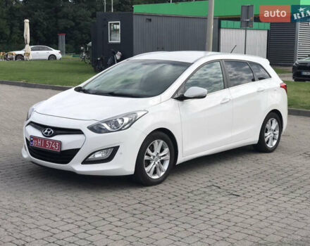 Белый Хендай i30, объемом двигателя 1.6 л и пробегом 239 тыс. км за 8900 $, фото 25 на Automoto.ua