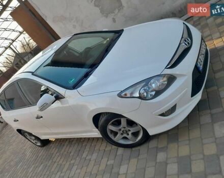 Белый Хендай i30, объемом двигателя 1.58 л и пробегом 217 тыс. км за 7900 $, фото 22 на Automoto.ua