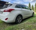 Белый Хендай i30, объемом двигателя 1.6 л и пробегом 200 тыс. км за 7200 $, фото 2 на Automoto.ua