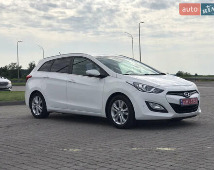 Белый Хендай i30, объемом двигателя 1.6 л и пробегом 239 тыс. км за 8900 $, фото 15 на Automoto.ua