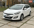 Белый Хендай i30, объемом двигателя 1.6 л и пробегом 190 тыс. км за 7750 $, фото 1 на Automoto.ua