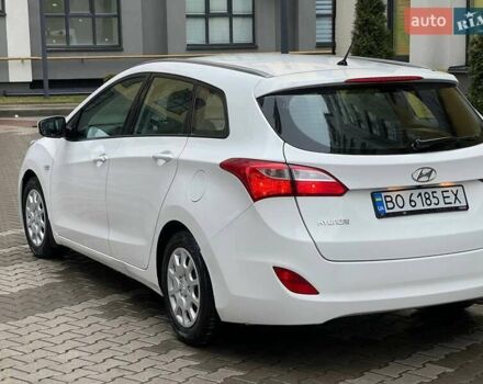 Белый Хендай i30, объемом двигателя 1.58 л и пробегом 223 тыс. км за 6800 $, фото 19 на Automoto.ua
