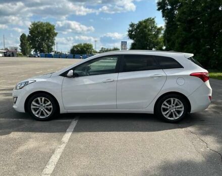 Білий Хендай i30, об'ємом двигуна 1.6 л та пробігом 167 тис. км за 11800 $, фото 5 на Automoto.ua