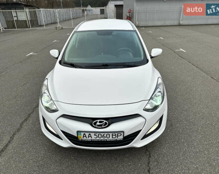 Белый Хендай i30, объемом двигателя 1.59 л и пробегом 140 тыс. км за 8700 $, фото 19 на Automoto.ua