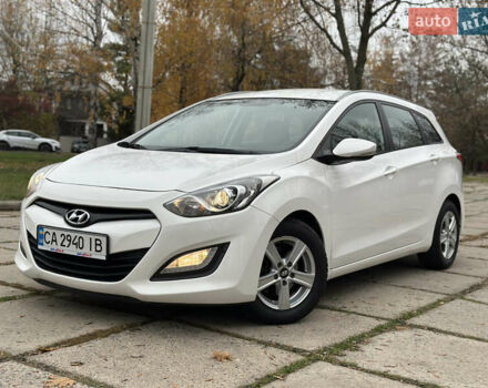 Белый Хендай i30, объемом двигателя 1.6 л и пробегом 190 тыс. км за 7750 $, фото 21 на Automoto.ua