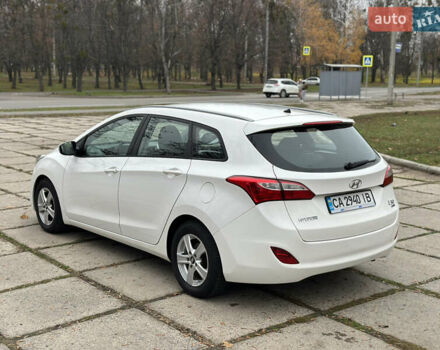 Белый Хендай i30, объемом двигателя 1.6 л и пробегом 190 тыс. км за 7750 $, фото 8 на Automoto.ua