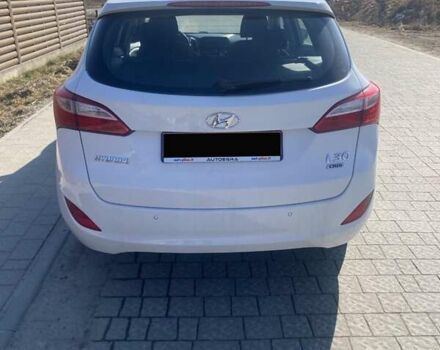 Білий Хендай i30, об'ємом двигуна 1.6 л та пробігом 260 тис. км за 11000 $, фото 3 на Automoto.ua