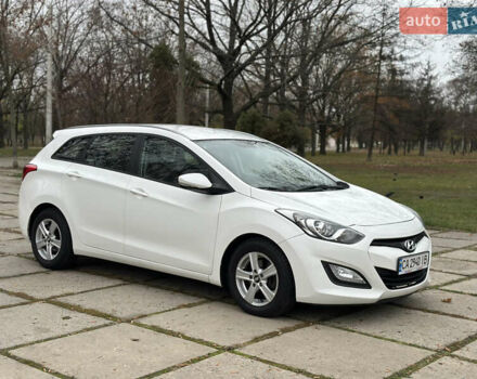 Белый Хендай i30, объемом двигателя 1.6 л и пробегом 190 тыс. км за 7750 $, фото 14 на Automoto.ua