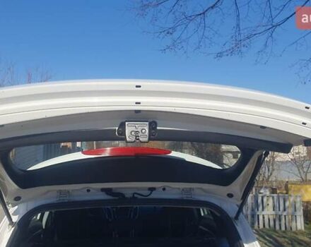 Білий Хендай i30, об'ємом двигуна 1.58 л та пробігом 284 тис. км за 8750 $, фото 11 на Automoto.ua