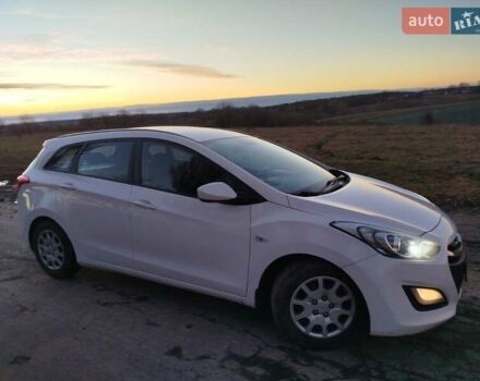 Белый Хендай i30, объемом двигателя 1.6 л и пробегом 227 тыс. км за 7300 $, фото 23 на Automoto.ua