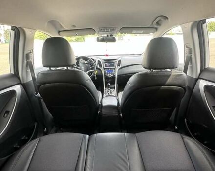 Білий Хендай i30, об'ємом двигуна 1.6 л та пробігом 167 тис. км за 11800 $, фото 18 на Automoto.ua