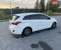 Белый Хендай i30, объемом двигателя 1.4 л и пробегом 340 тыс. км за 6900 $, фото 4 на Automoto.ua