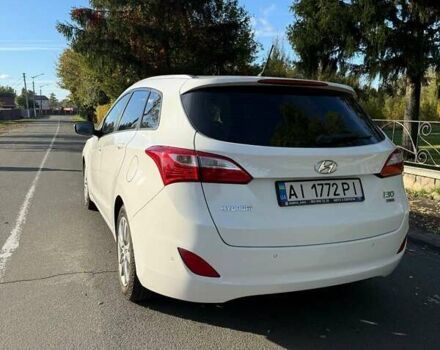 Белый Хендай i30, объемом двигателя 1.58 л и пробегом 280 тыс. км за 9450 $, фото 7 на Automoto.ua