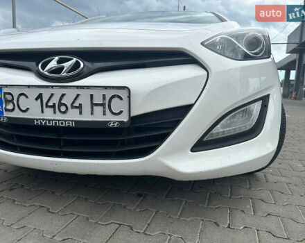 Білий Хендай i30, об'ємом двигуна 1.6 л та пробігом 307 тис. км за 7900 $, фото 1 на Automoto.ua