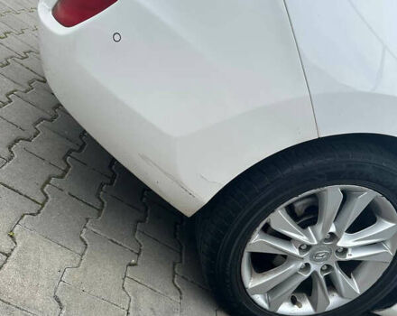 Білий Хендай i30, об'ємом двигуна 1.6 л та пробігом 307 тис. км за 7900 $, фото 5 на Automoto.ua