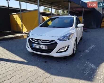 Хендай i30 2014 в Хмельницком на Automoto.ua Белый Хендай i30, объемом двигателя 1.6 л и пробегом 234 тыс. км за 7999 $, фото 81 на Automoto.ua