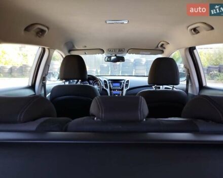 Хендай i30 2014 в Хмельницком на Automoto.ua Белый Хендай i30, объемом двигателя 1.6 л и пробегом 234 тыс. км за 7999 $, фото 20 на Automoto.ua