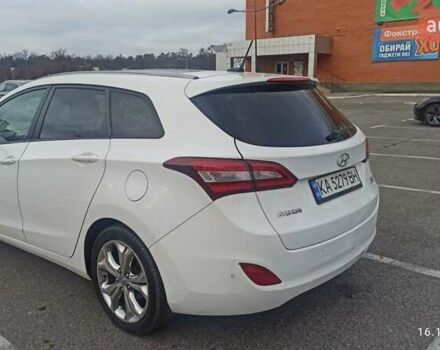 Белый Хендай i30, объемом двигателя 1.58 л и пробегом 252 тыс. км за 9500 $, фото 2 на Automoto.ua