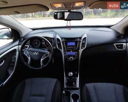Хендай i30 2014 в Хмельницком на Automoto.ua Белый Хендай i30, объемом двигателя 1.6 л и пробегом 234 тыс. км за 7999 $, фото 56 на Automoto.ua