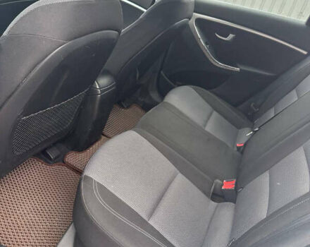 Білий Хендай i30, об'ємом двигуна 1.6 л та пробігом 307 тис. км за 7900 $, фото 11 на Automoto.ua