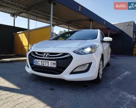 Хендай i30 2014 в Хмельницком на Automoto.ua Белый Хендай i30, объемом двигателя 1.6 л и пробегом 234 тыс. км за 7999 $, фото 85 на Automoto.ua
