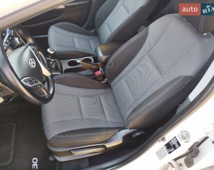 Хендай i30 2014 в Хмельницком на Automoto.ua Белый Хендай i30, объемом двигателя 1.6 л и пробегом 234 тыс. км за 7999 $, фото 58 на Automoto.ua