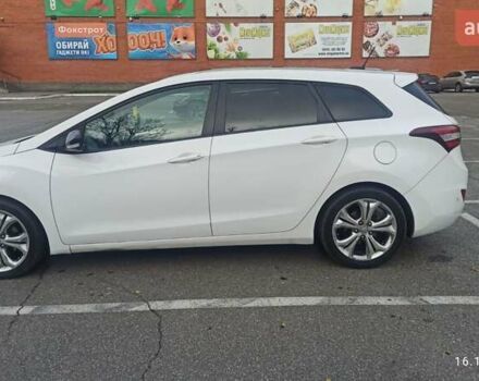 Белый Хендай i30, объемом двигателя 1.58 л и пробегом 252 тыс. км за 9500 $, фото 10 на Automoto.ua